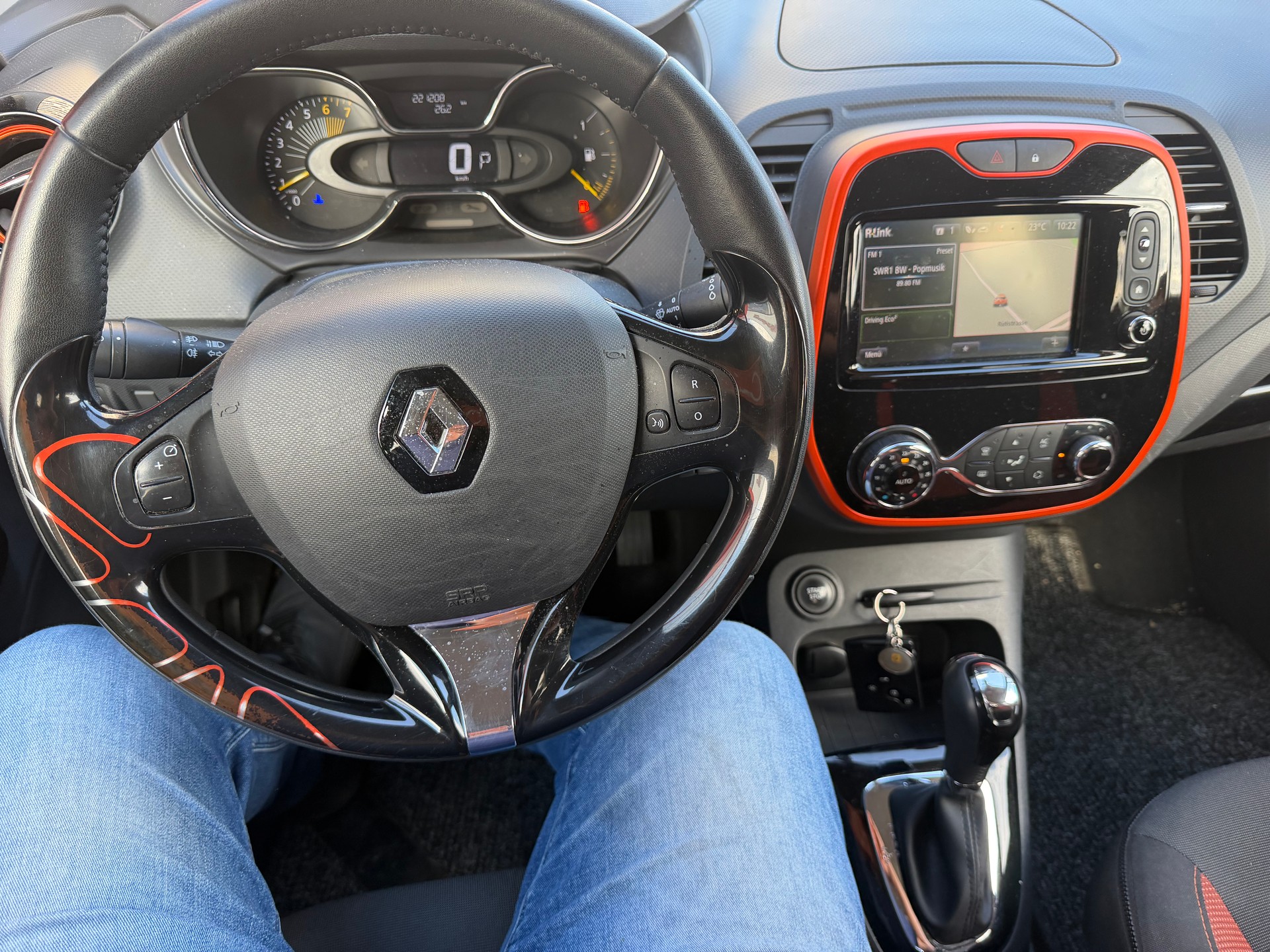 RENAULT Captur 1.2 T 16V Dynamique EDC-image-11