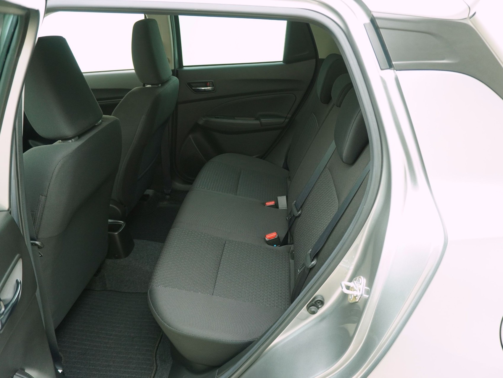 SUZUKI Swift 1.2 Compact Top Hybrid 4x4-image-10