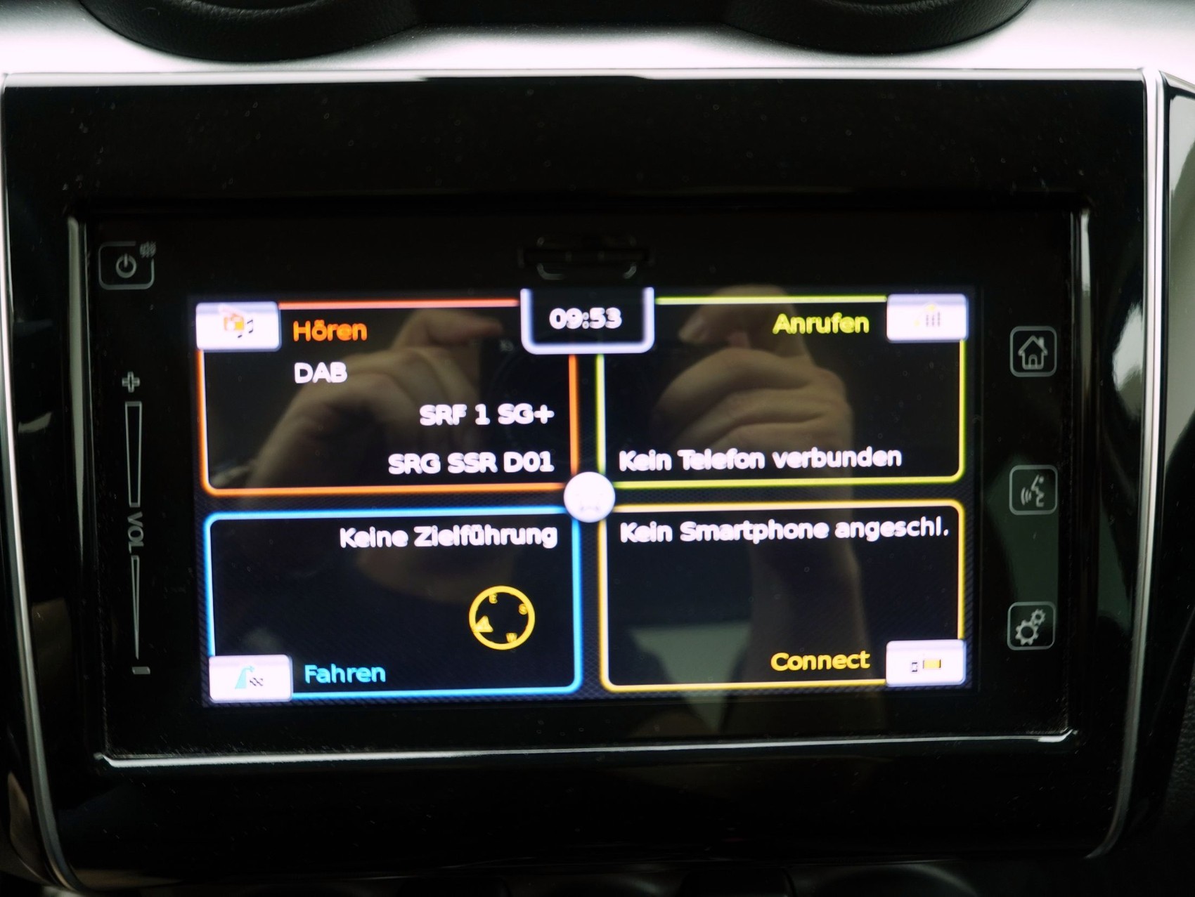 SUZUKI Swift 1.2 Compact Top Hybrid 4x4-image-16