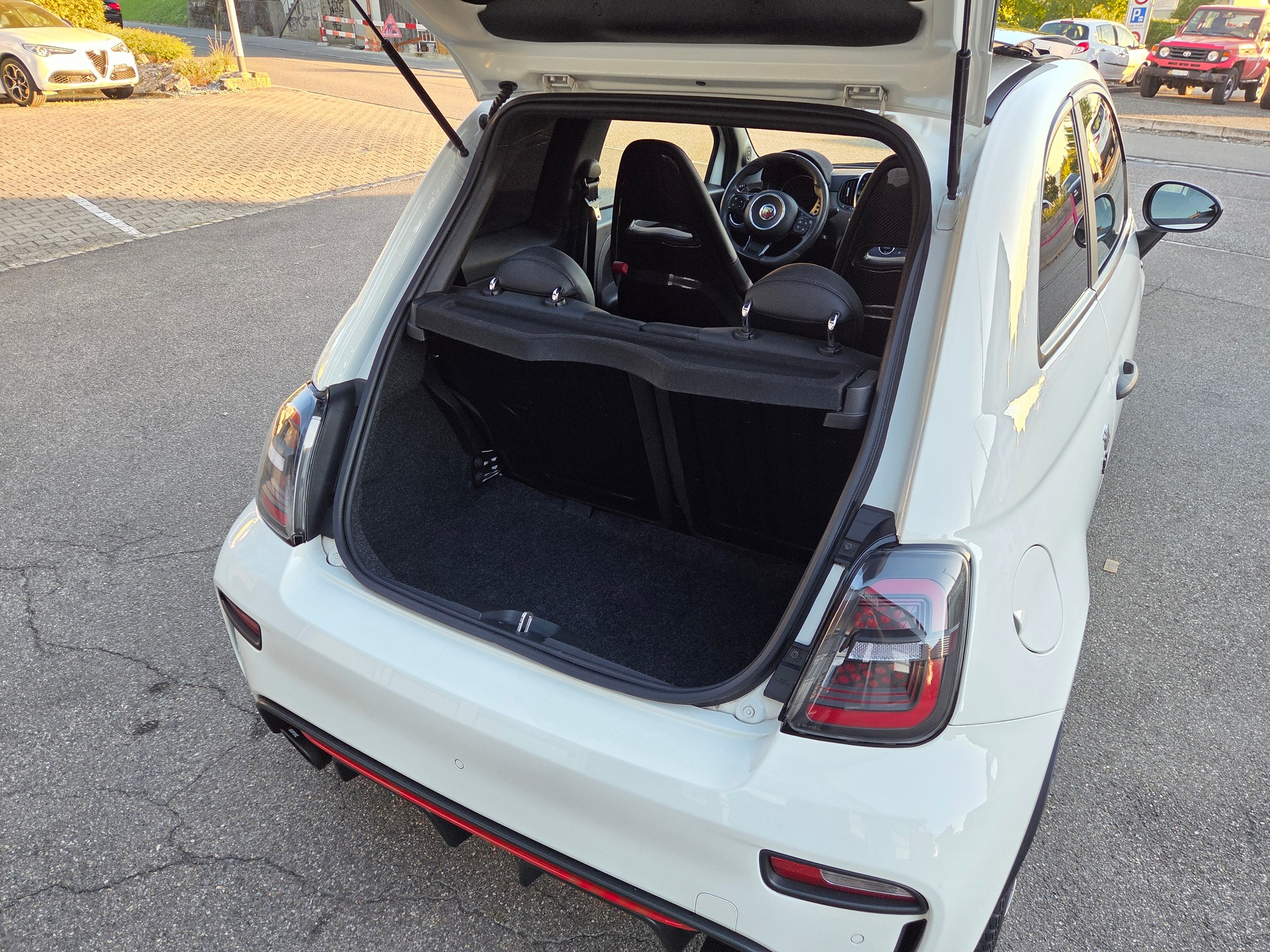 FIAT 595 1.4 16V Turbo Abarth Esseesse Dualogic-image-17