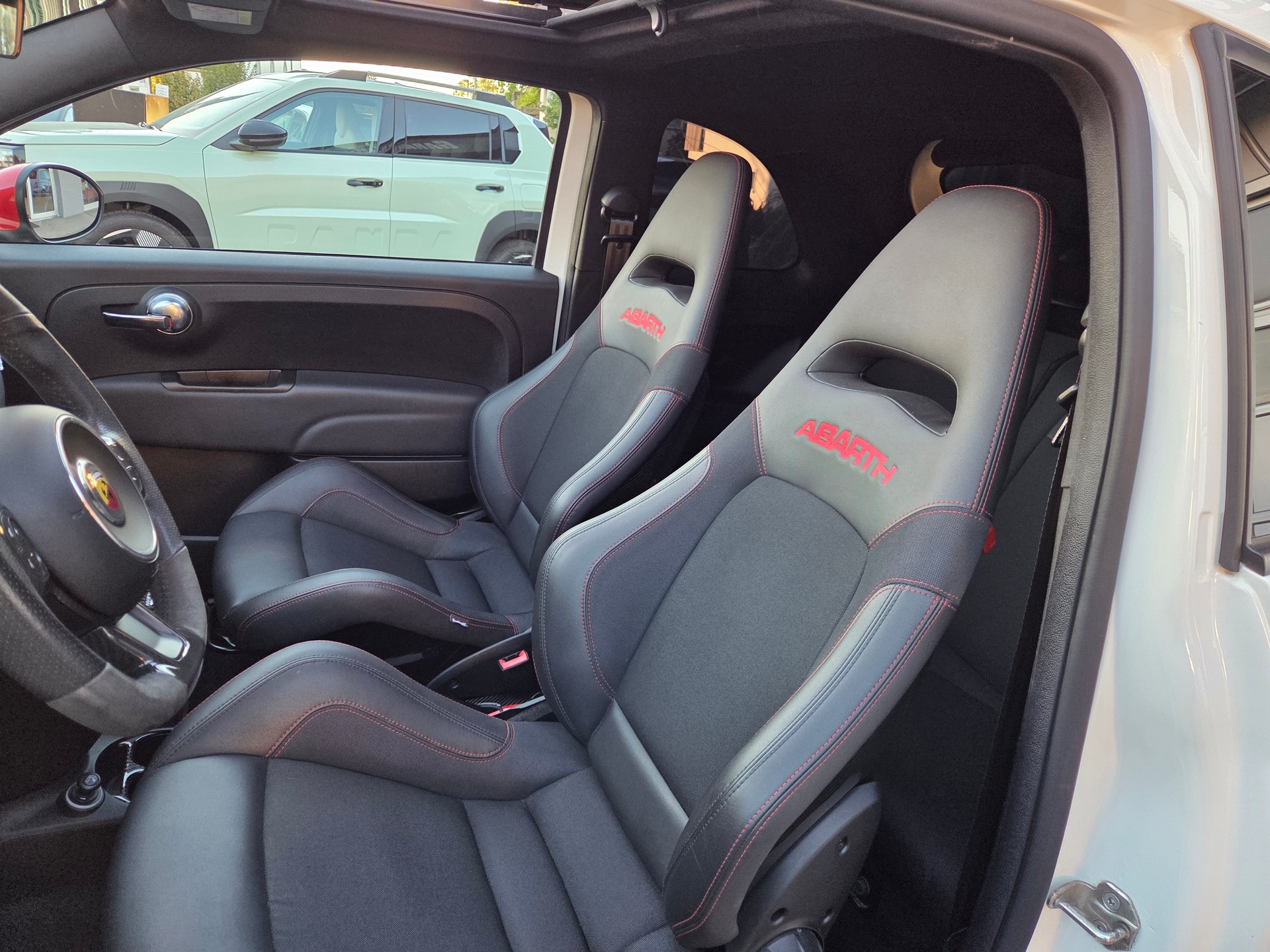 FIAT 595 1.4 16V Turbo Abarth Esseesse Dualogic-image-8