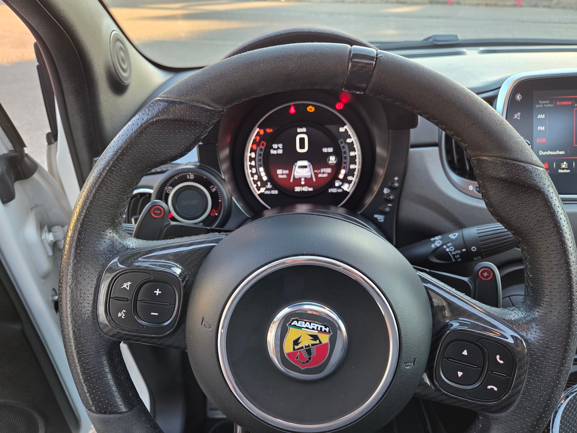 FIAT 595 1.4 16V Turbo Abarth Esseesse Dualogic-image-12