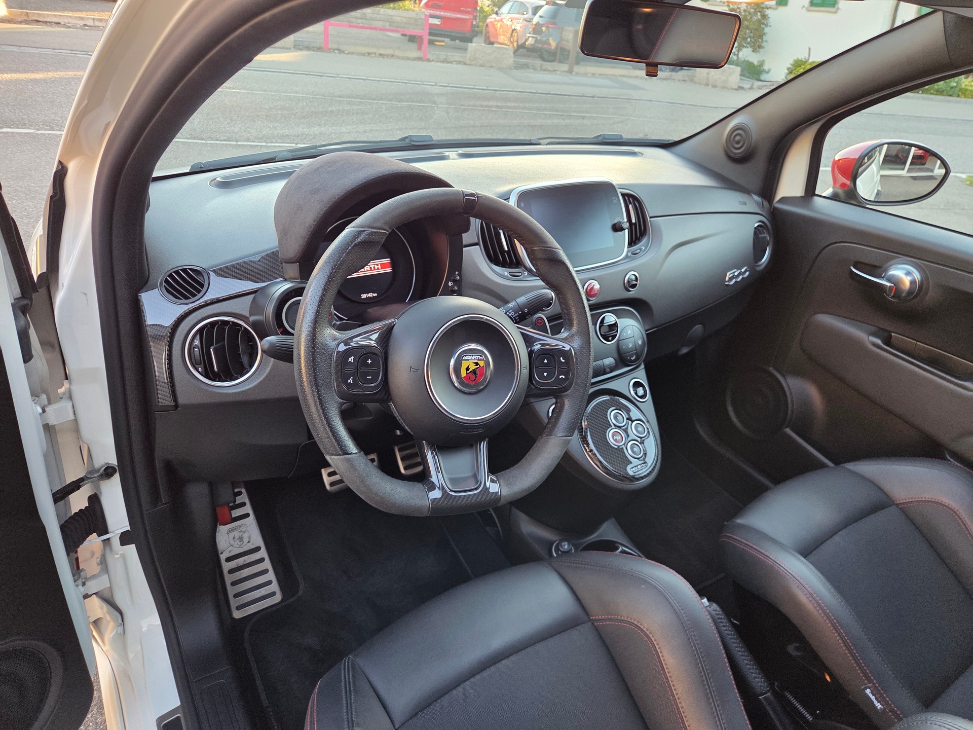 FIAT 595 1.4 16V Turbo Abarth Esseesse Dualogic-image-7
