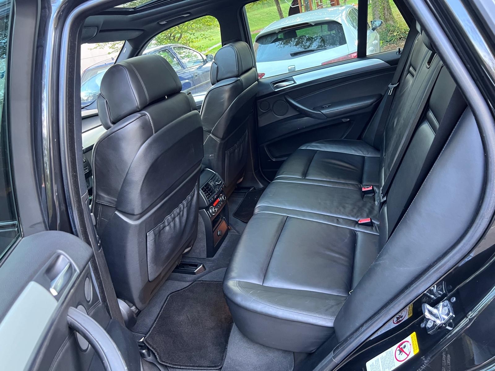 BMW X5 xDrive 48i (4.8i) Steptronic-image-4