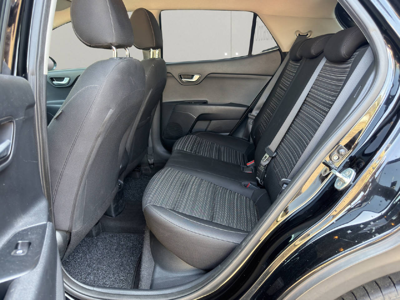 KIA Stonic 1.0 T-GDi-image-11