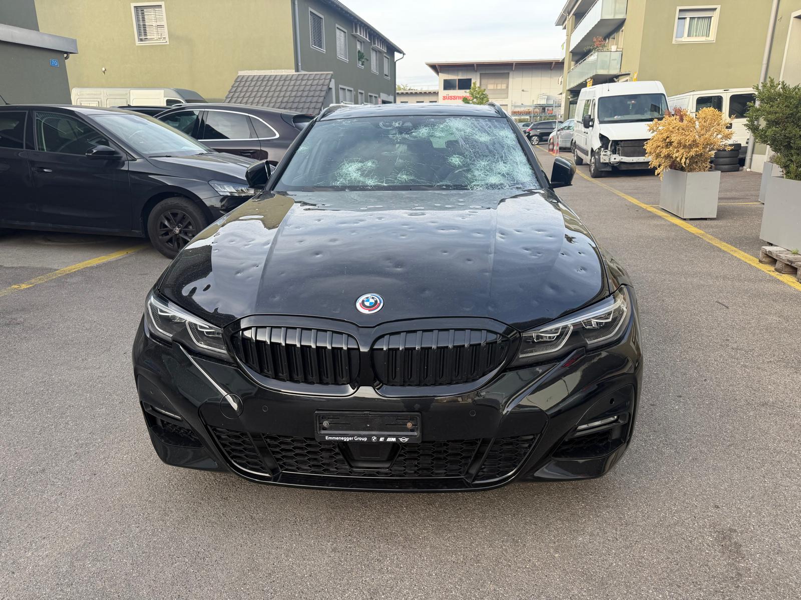 BMW 320d xDrive 48V Touring Pure M Sport Steptronic-image-1