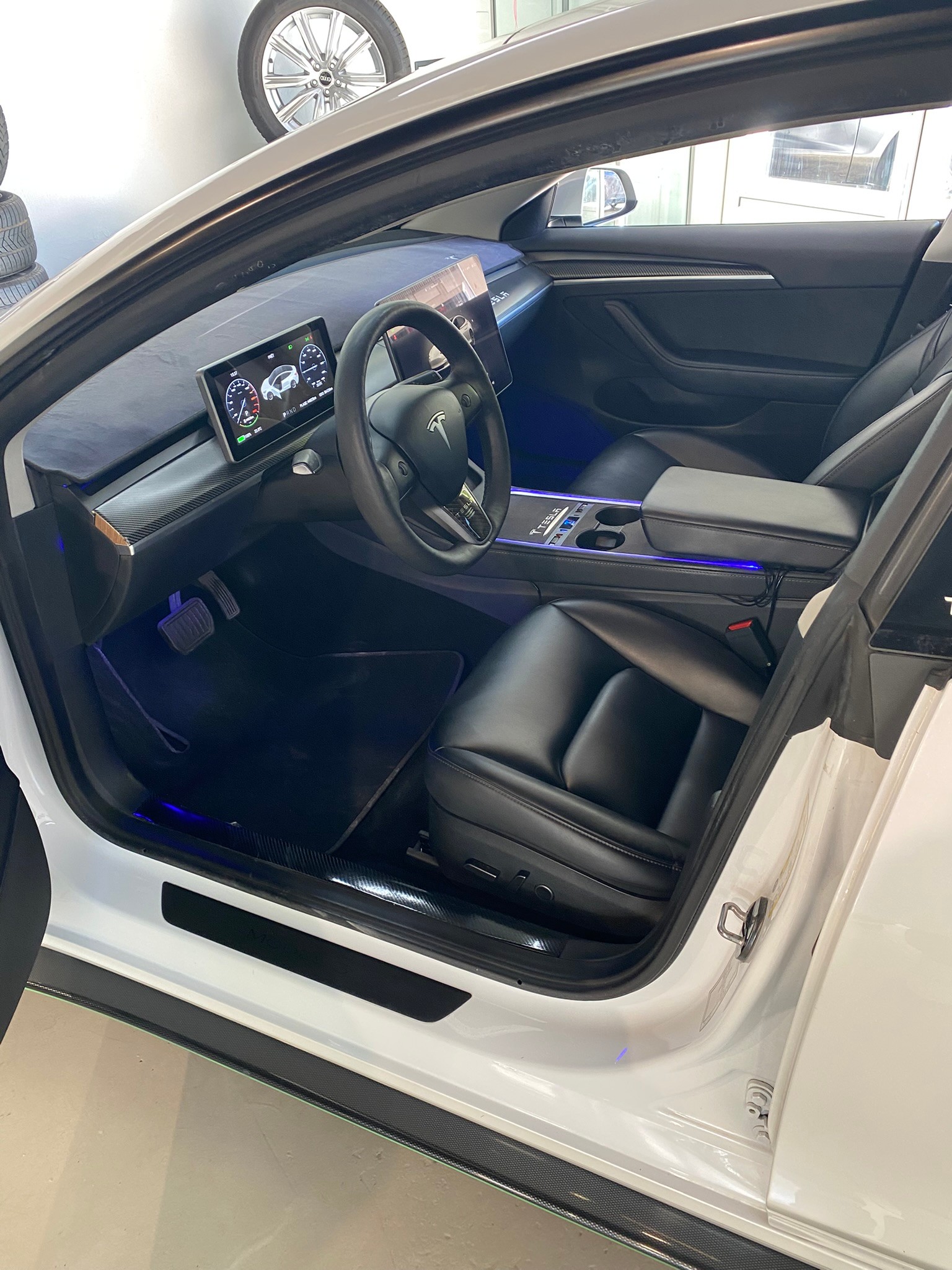 TESLA Model 3 Long Range Dual Motor AWD-image-20