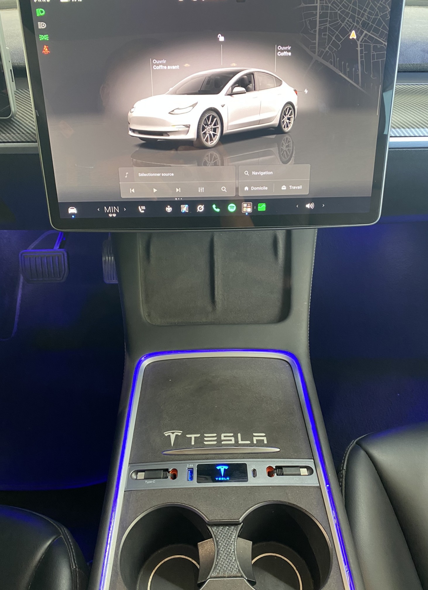 TESLA Model 3 Long Range Dual Motor AWD-image-24