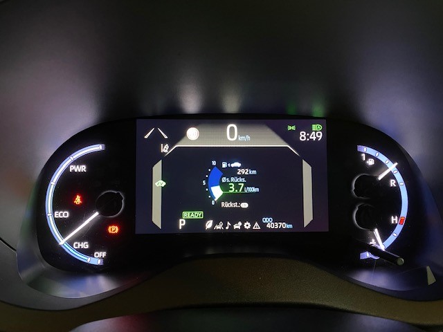 TOYOTA Yaris Cross 1.5 VVT-i HSD Trend AWD-i-image-11
