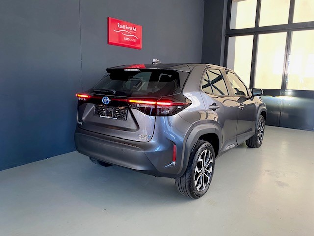 TOYOTA Yaris Cross 1.5 VVT-i HSD Trend AWD-i-image-4