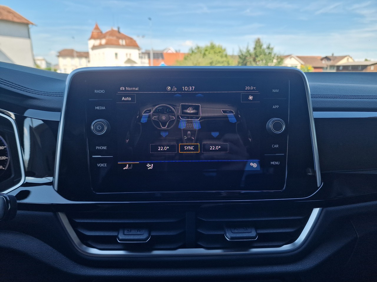 VW T-Roc 2.0 TSI R-Line DSG 4Motion-image-22