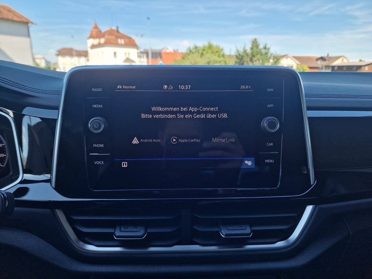 VW T-Roc 2.0 TSI R-Line DSG 4Motion-image-21