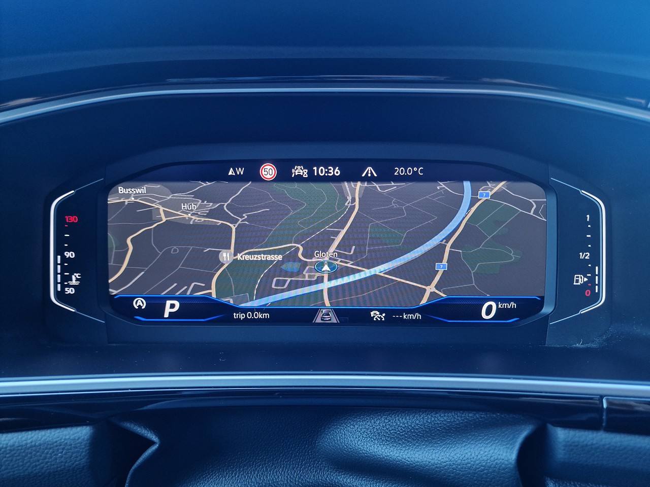 VW T-Roc 2.0 TSI R-Line DSG 4Motion-image-16