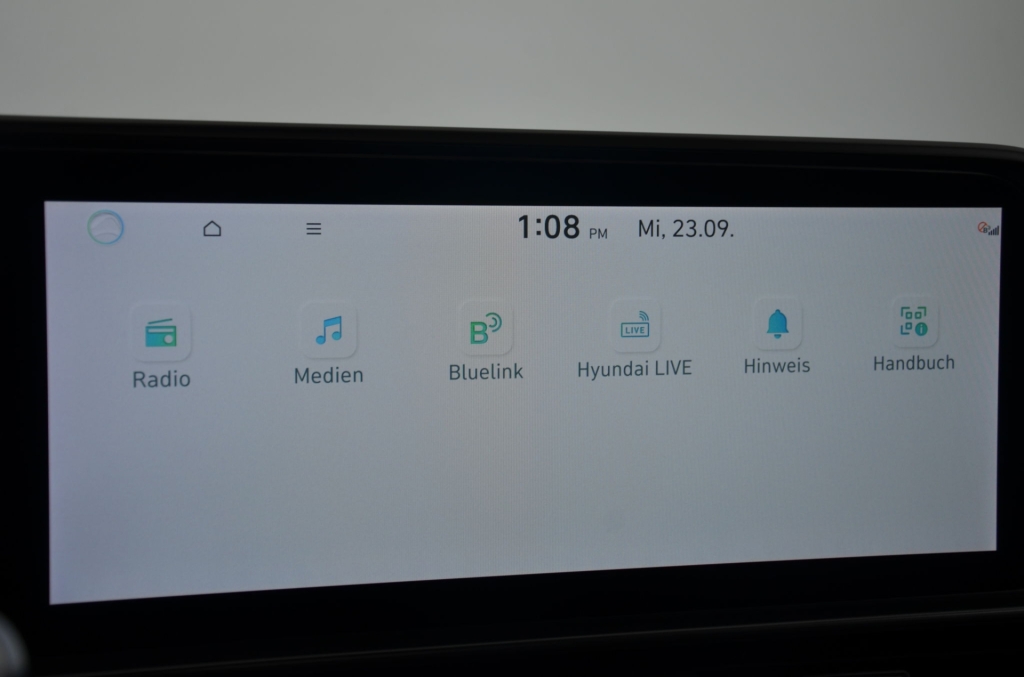 HYUNDAI Ioniq 6 77kWh Plus Line 4WD-image-15