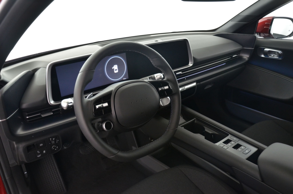 HYUNDAI Ioniq 6 77kWh Plus Line 4WD-image-10