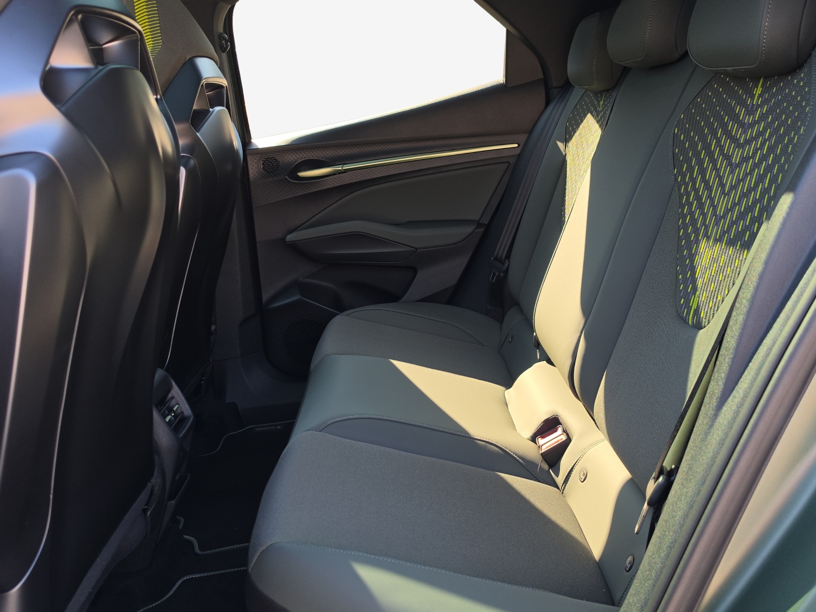CUPRA Raval 52 kWh VZ Extreme Launch Edition-image-11
