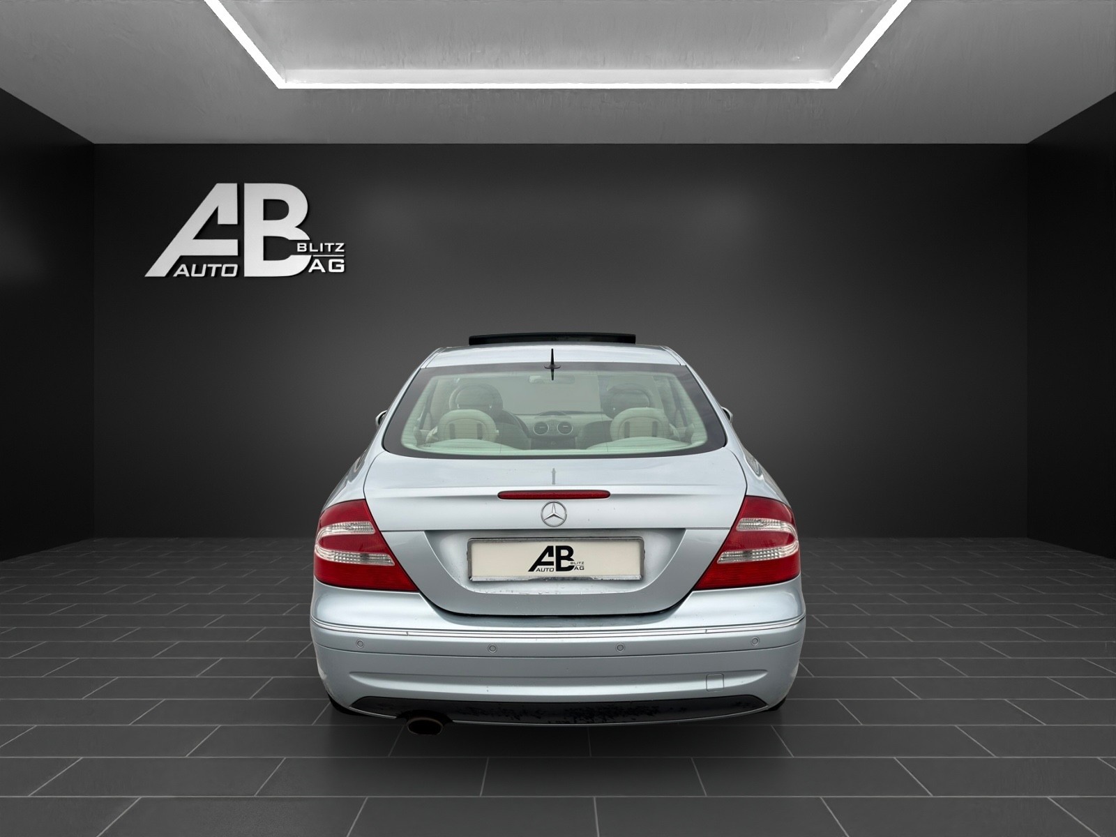 MERCEDES-BENZ CLK 320 Avantgarde Automatic mit 218 PS-image-3