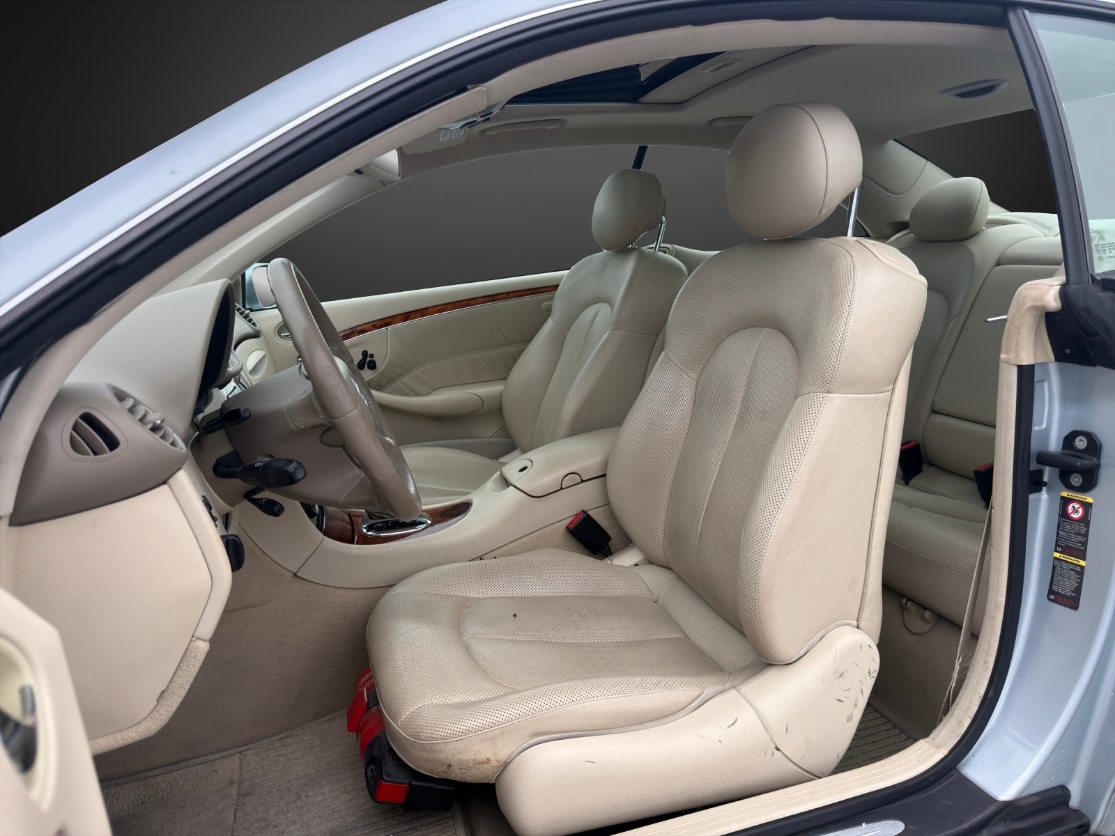 MERCEDES-BENZ CLK 320 Avantgarde Automatic mit 218 PS-image-6