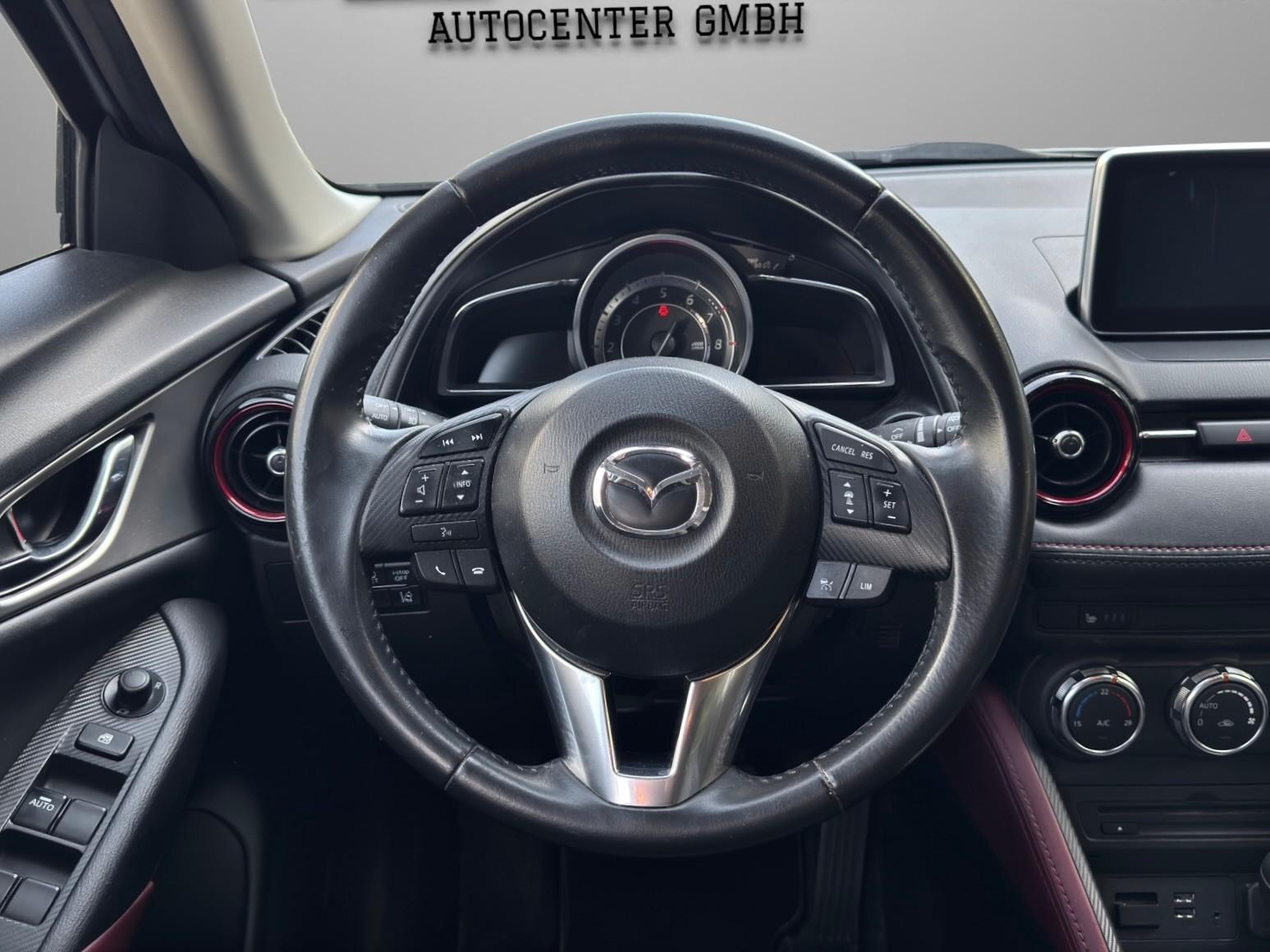 MAZDA CX-3 2.0 Ambition AWD *Head-up-Display + Rückfahrkamera*-image-9
