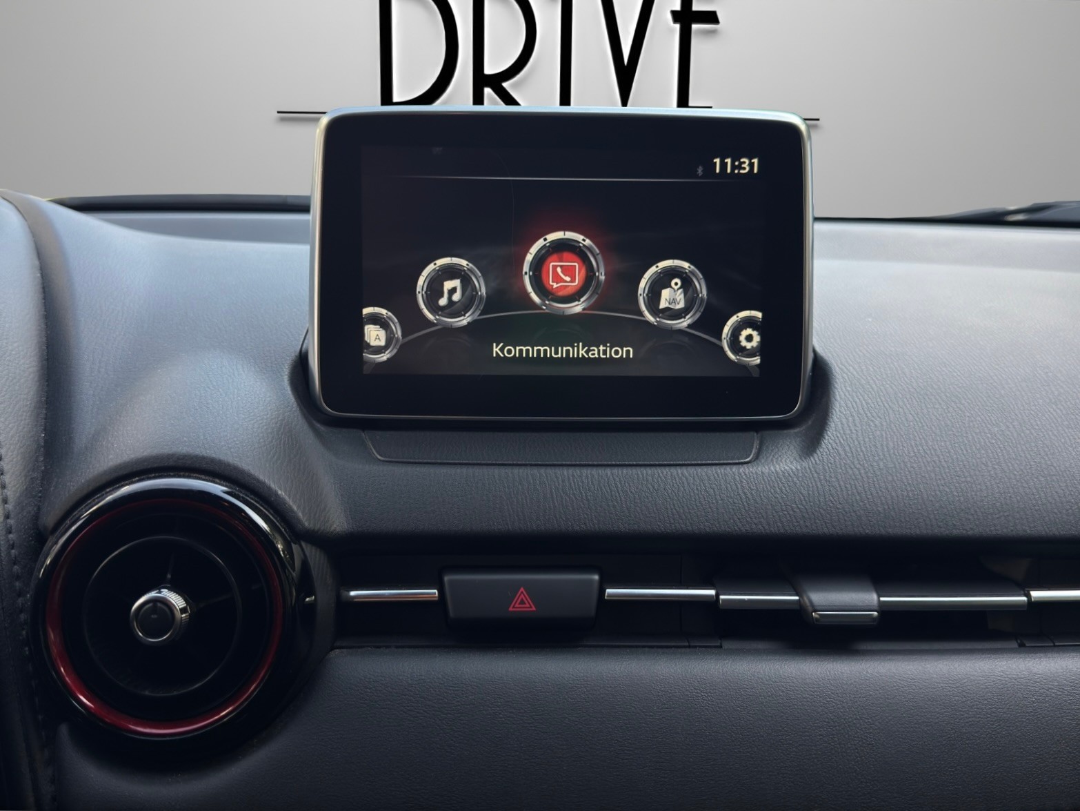 MAZDA CX-3 2.0 Ambition AWD *Head-up-Display + Rückfahrkamera*-image-14