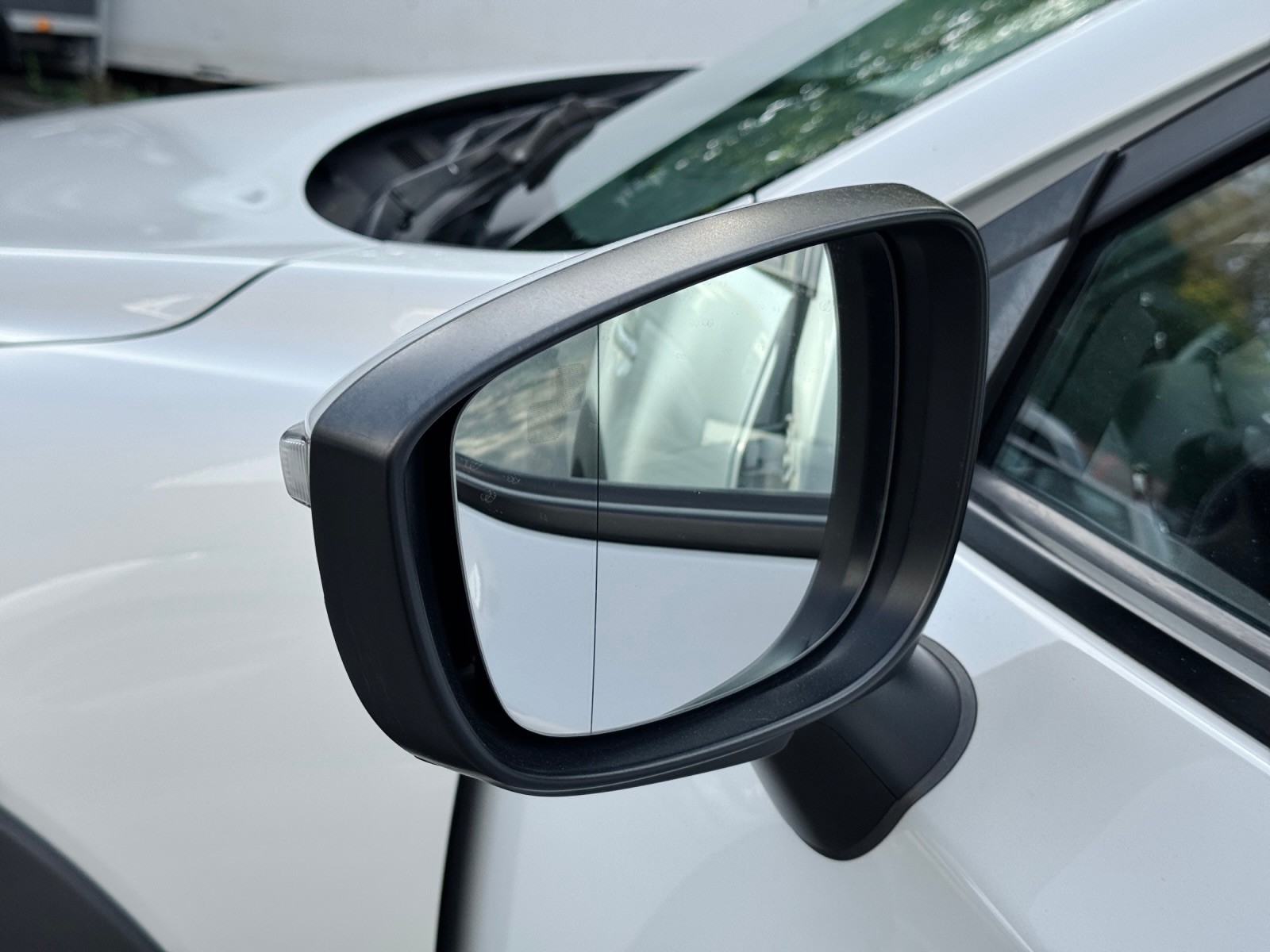 MAZDA CX-3 2.0 Ambition AWD *Head-up-Display + Rückfahrkamera*-image-21
