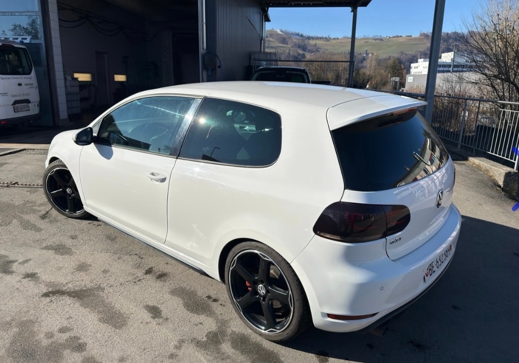 VW Golf 2.0 TSI GTI DSG-image-3