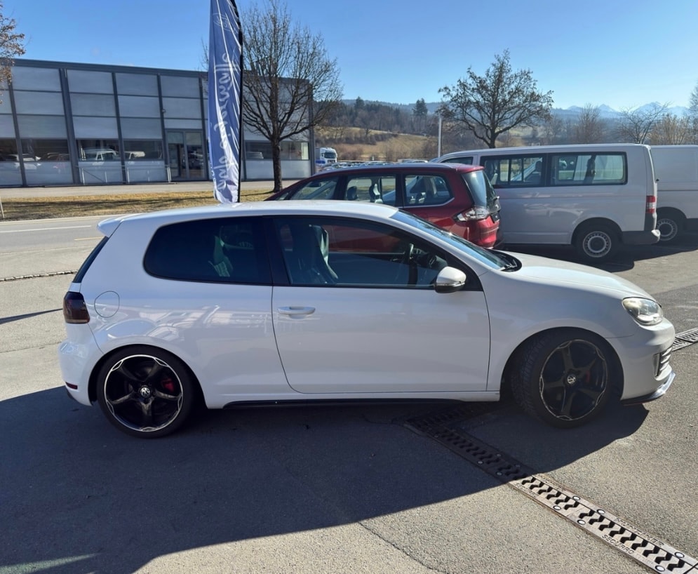 VW Golf 2.0 TSI GTI DSG-image-6