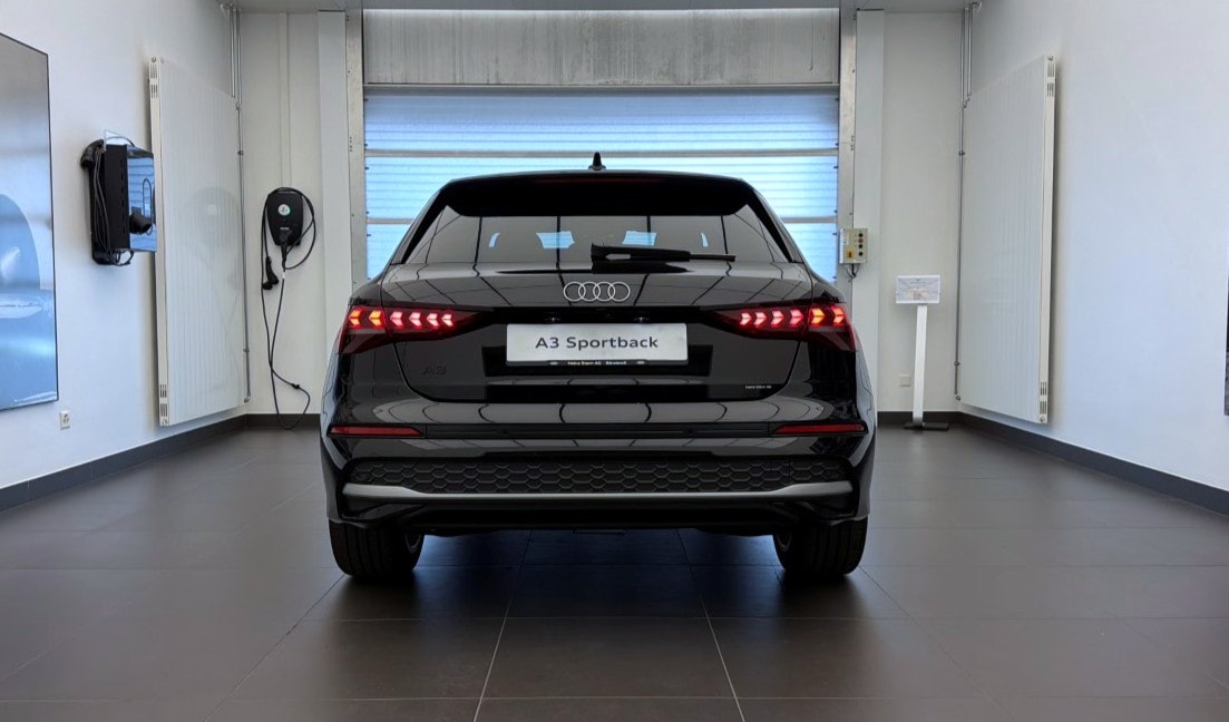 AUDI A3 Sportback TFSI e 150 kW Attraction S-tronic-image-23