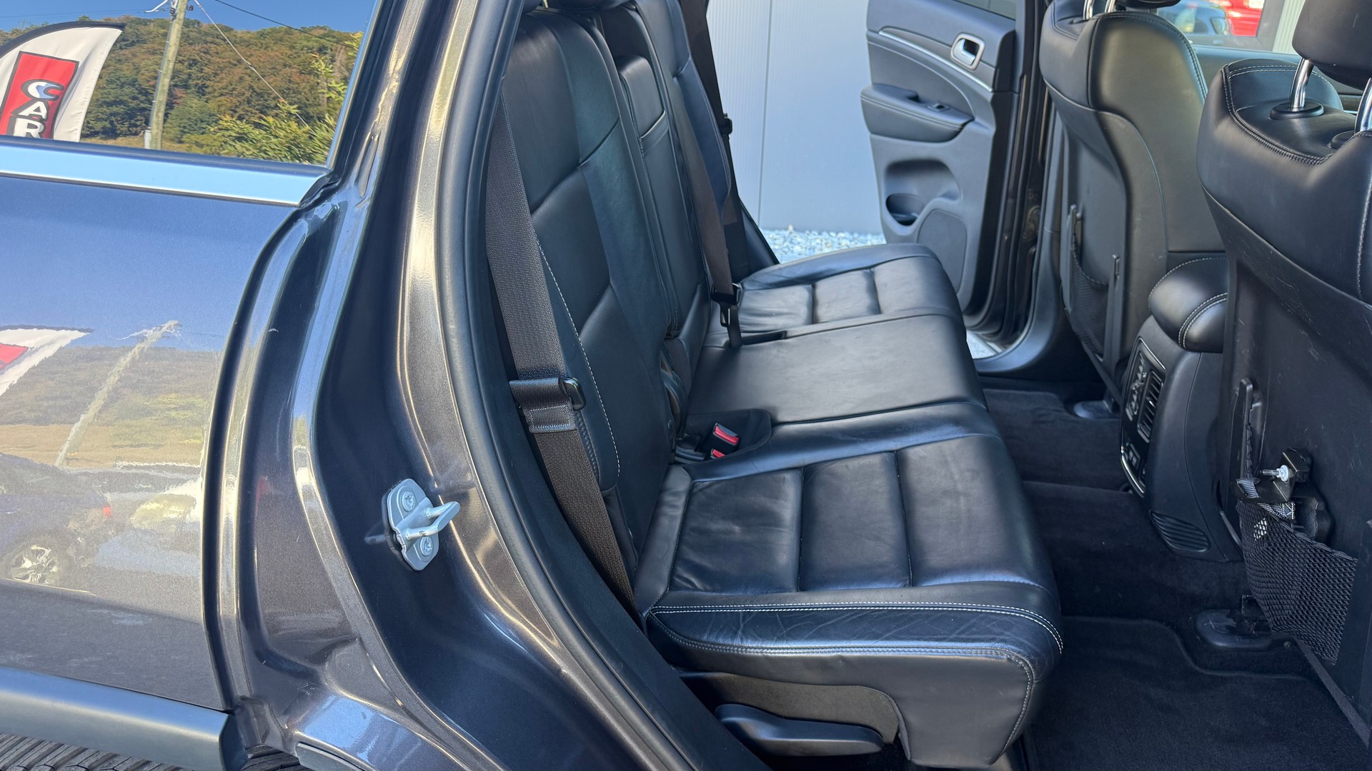 JEEP Grand Cherokee 3.0 CRD Overland Automatic-image-7