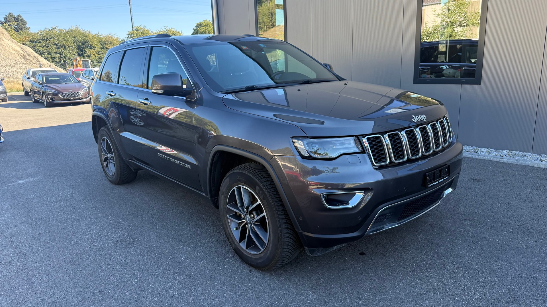JEEP Grand Cherokee 3.0 CRD Overland Automatic-image-2
