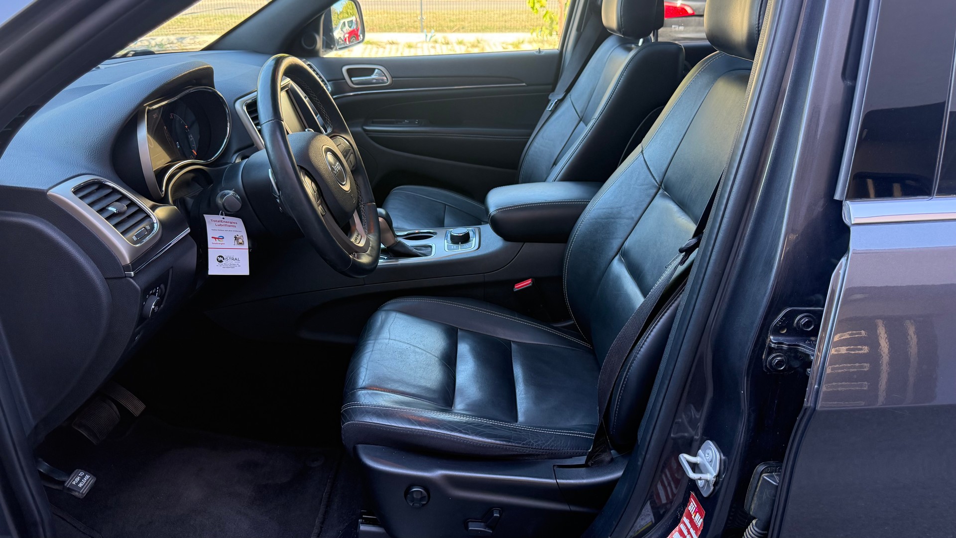 JEEP Grand Cherokee 3.0 CRD Overland Automatic-image-10