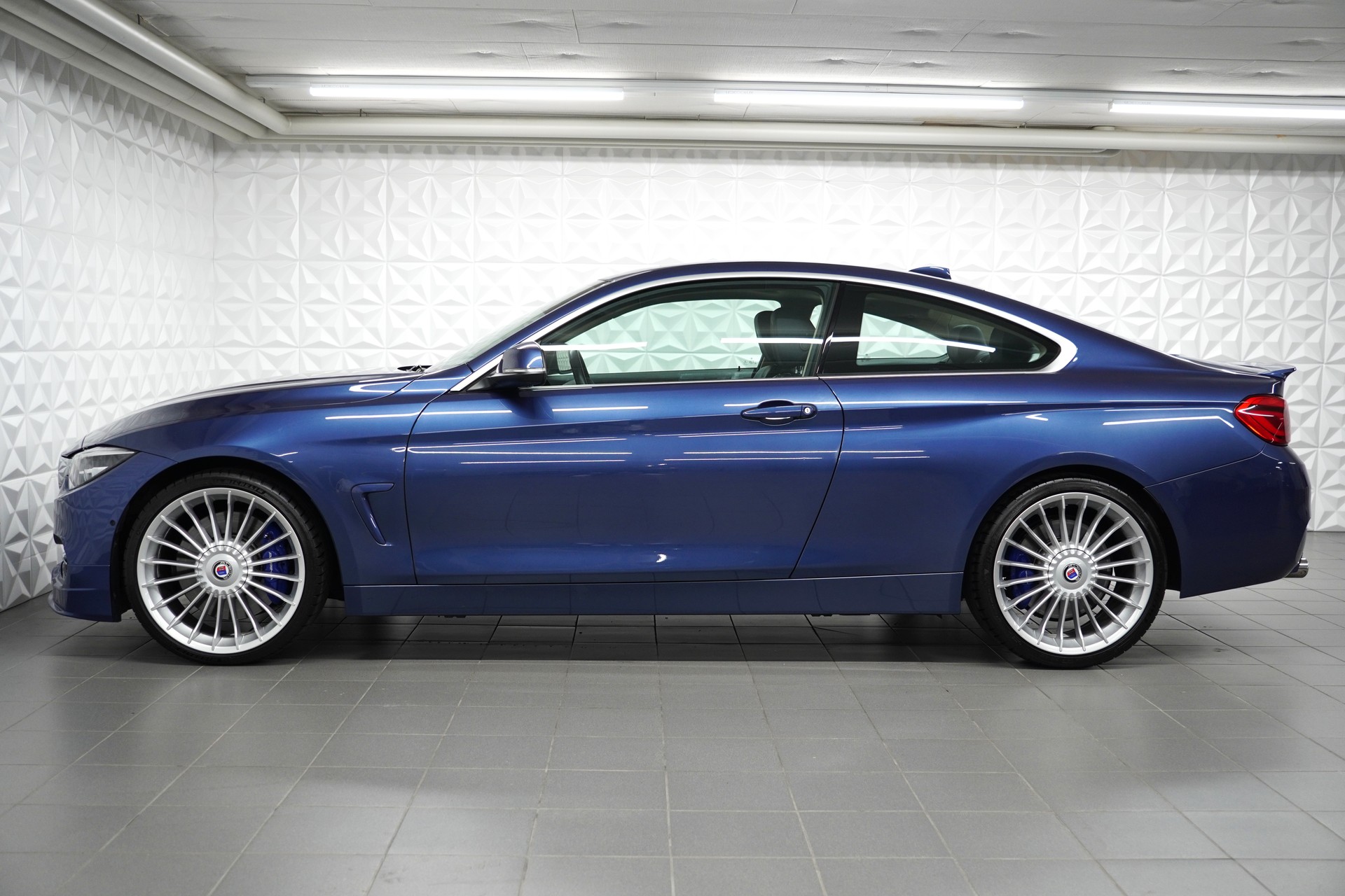 BMW-ALPINA B4 S BiTurbo Coupé 3.0 xDrive Switch-Tronic-image-1