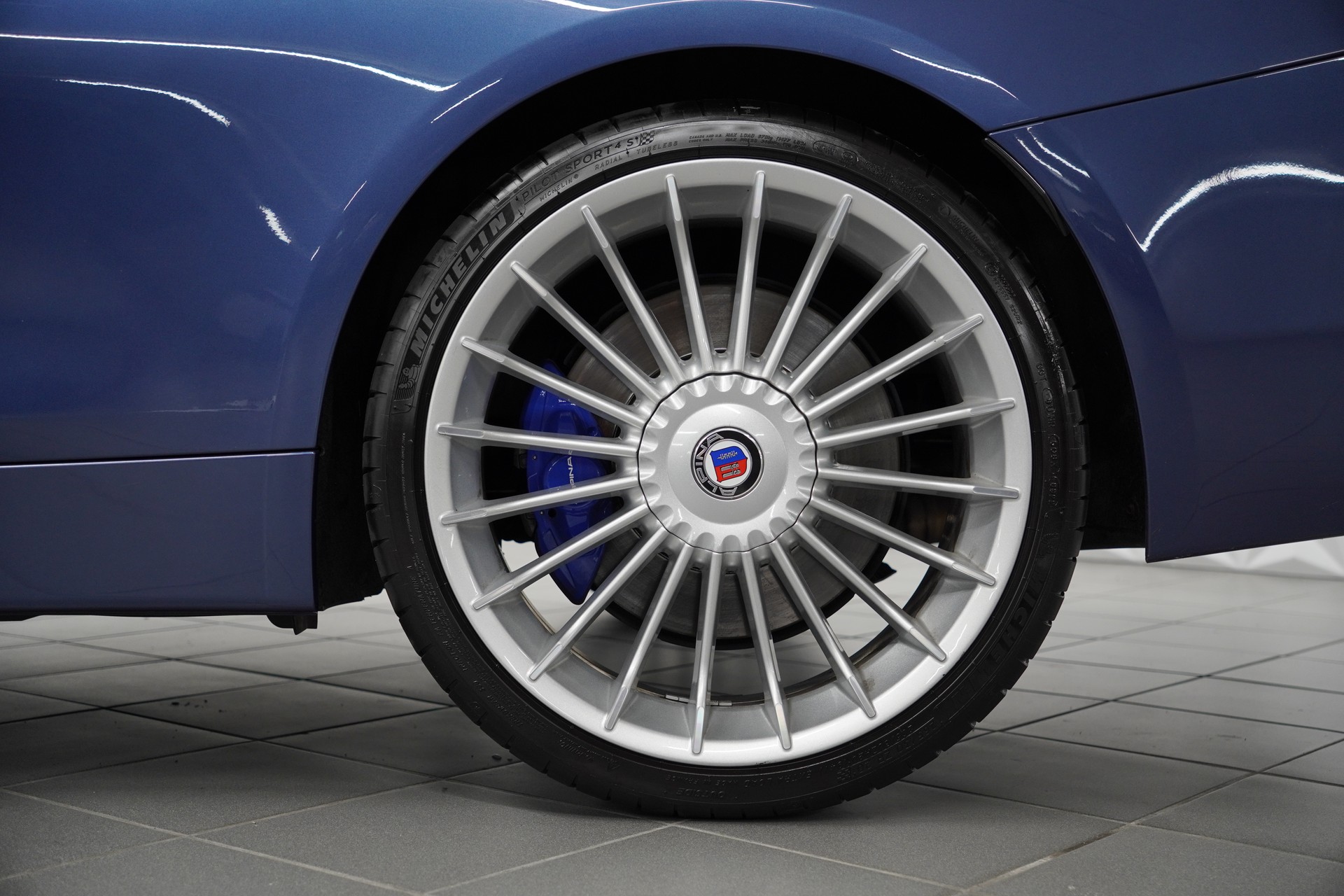 BMW-ALPINA B4 S BiTurbo Coupé 3.0 xDrive Switch-Tronic-image-9