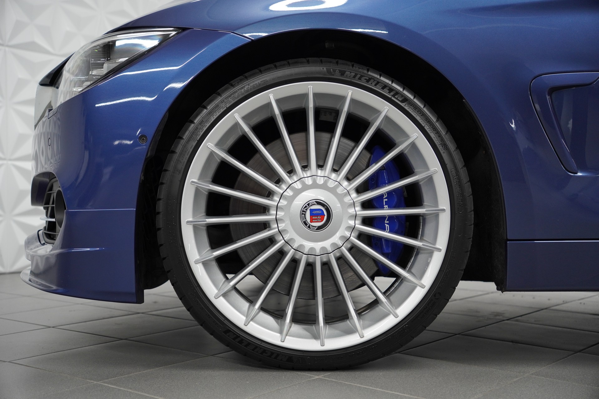 BMW-ALPINA B4 S BiTurbo Coupé 3.0 xDrive Switch-Tronic-image-8