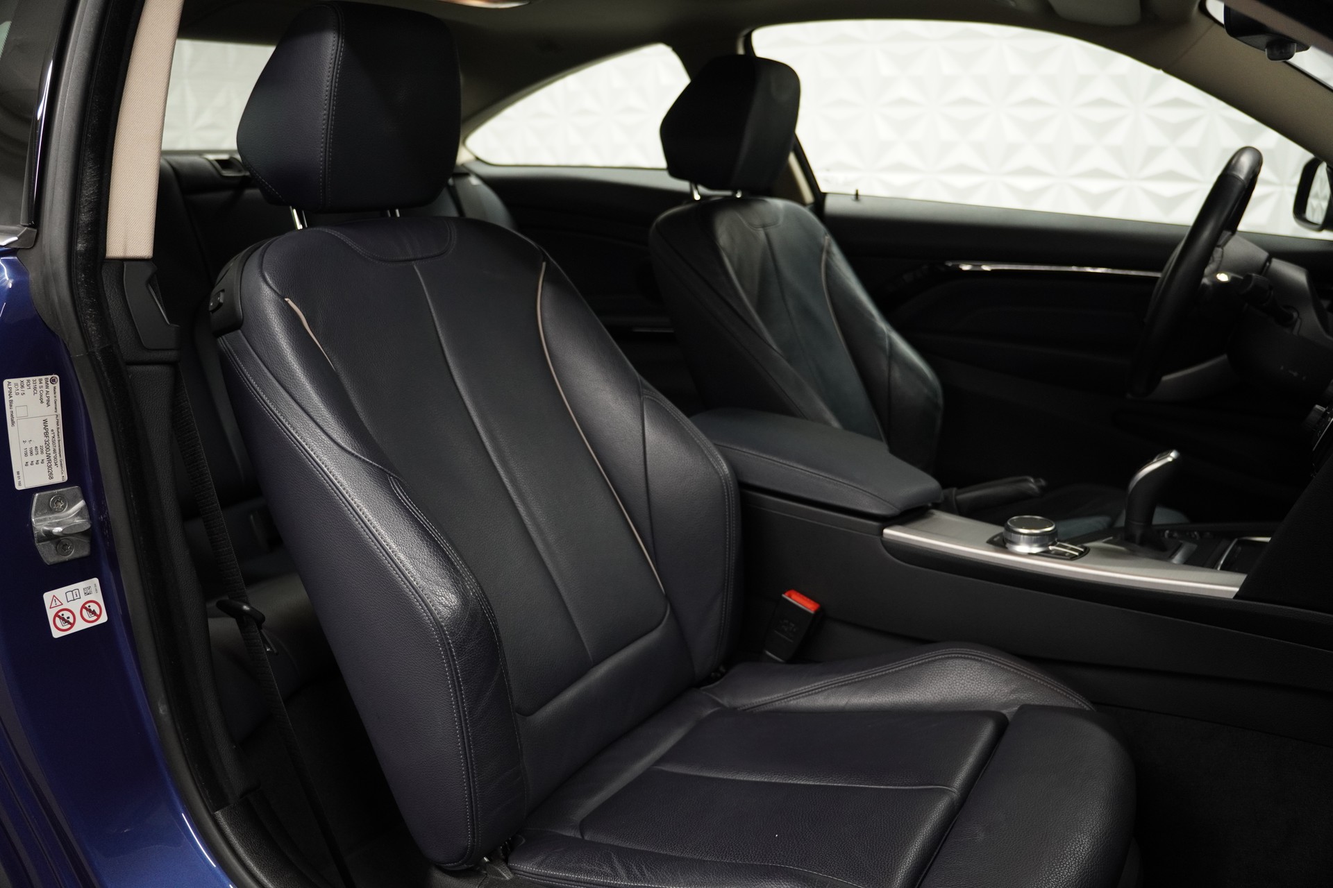 BMW-ALPINA B4 S BiTurbo Coupé 3.0 xDrive Switch-Tronic-image-11