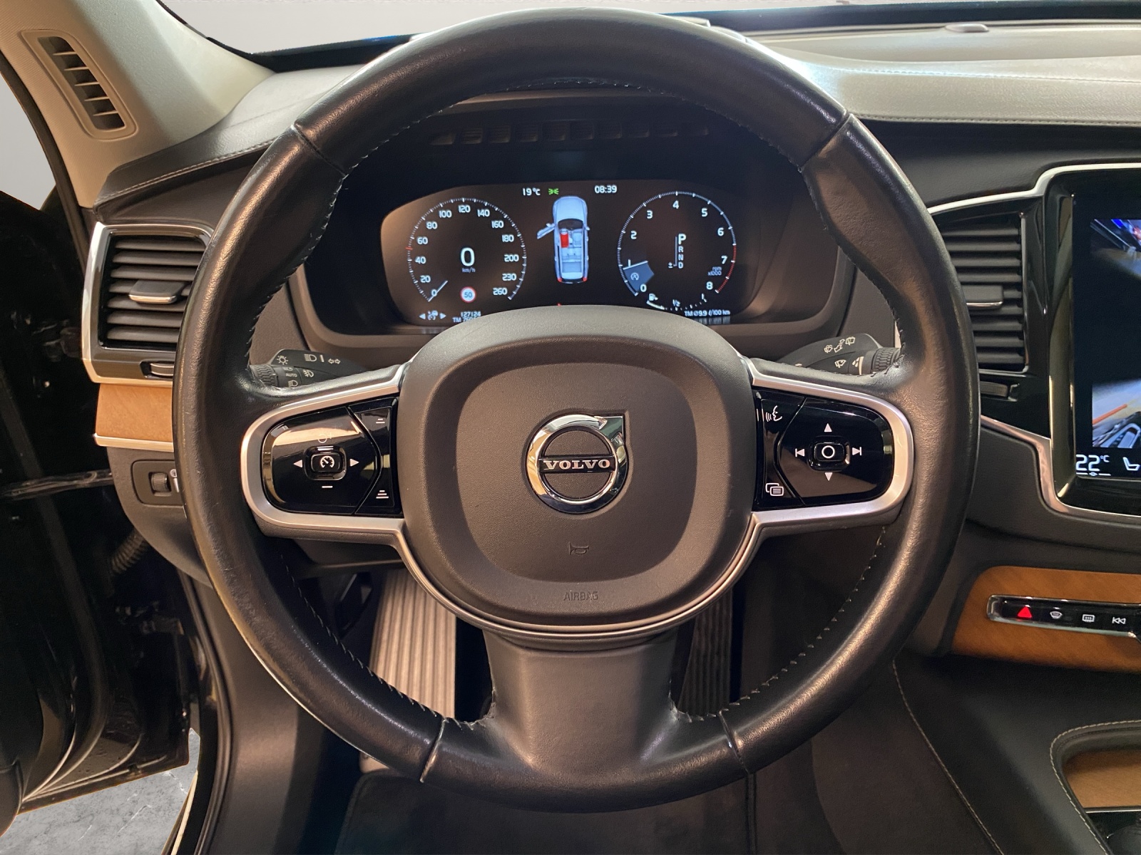 VOLVO XC90 2.0 T5 Inscription 5P. AWD-image-7