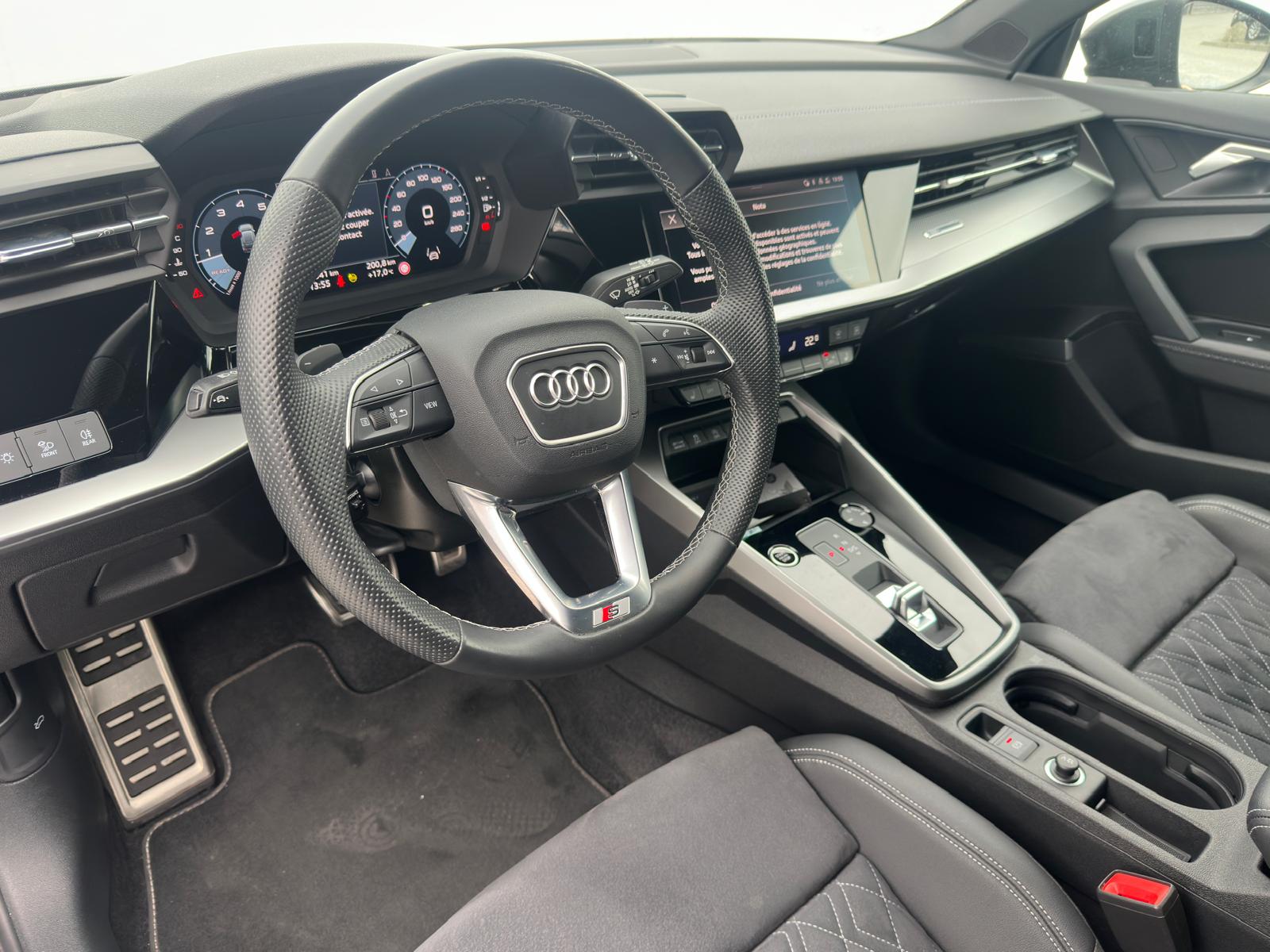 AUDI A3 Sportback 35 TFSI S line Attraction-image-7