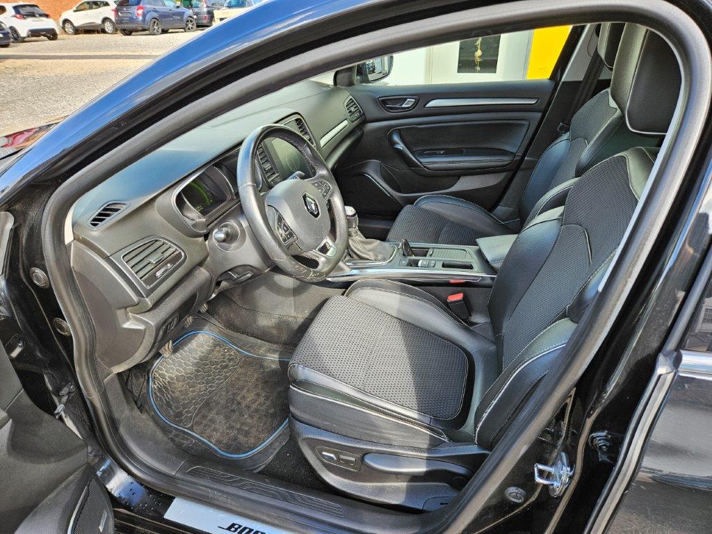 RENAULT Mégane 1.2 TCe 130 Bose-image-6