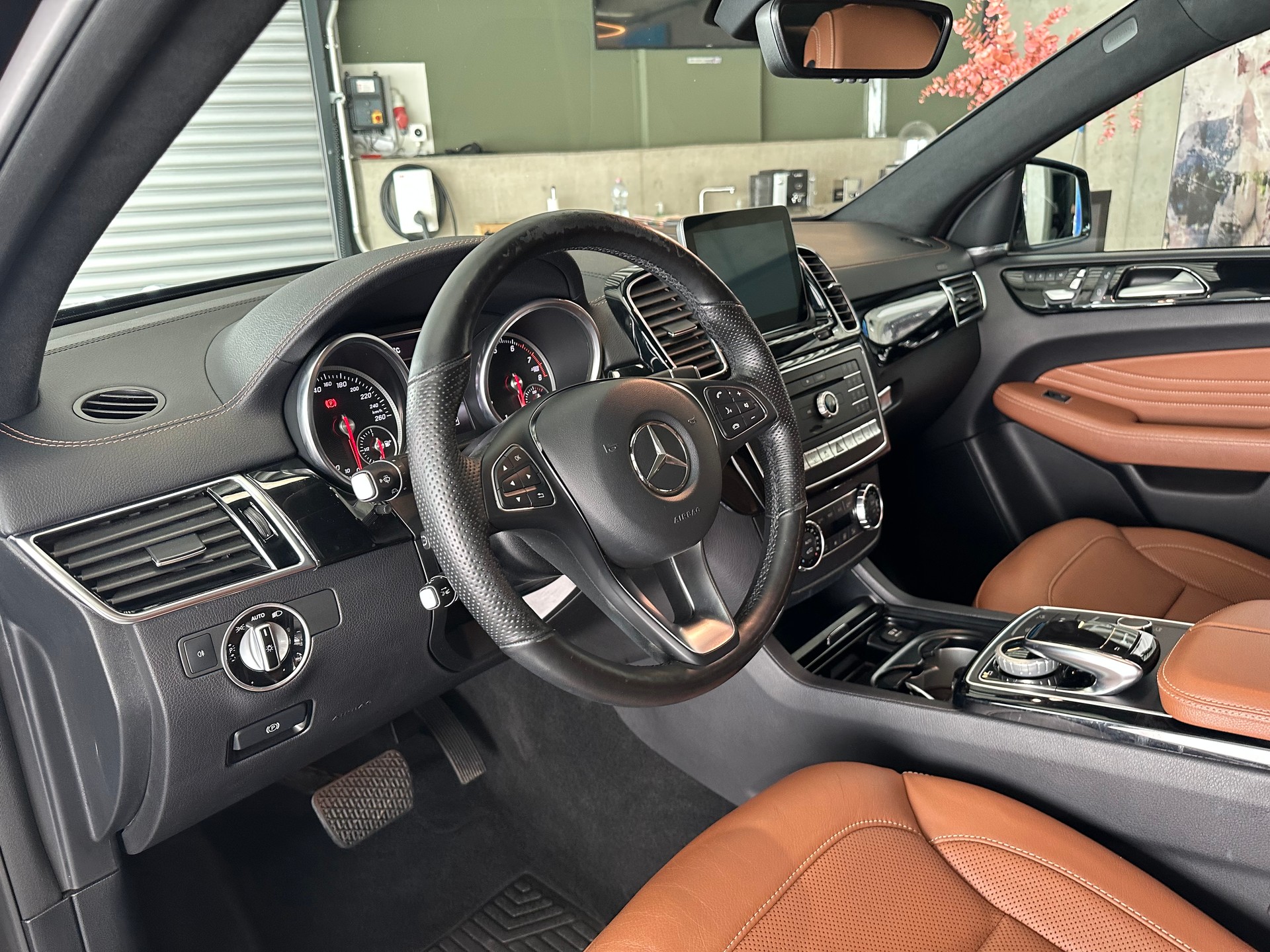MERCEDES-BENZ GLE 500 V8 Coupé-image-10