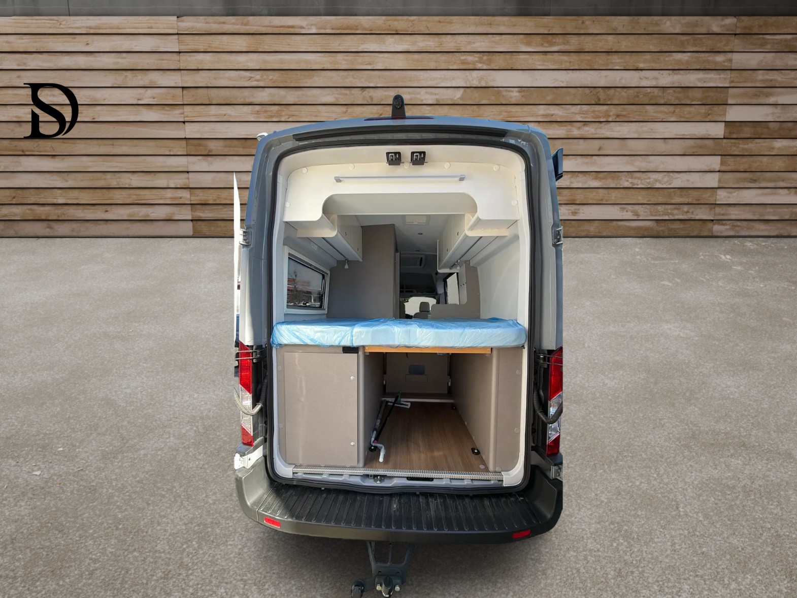 FORD ETRUSCO CF600DF / DIESEL 170 CV AUTOMATIQUE / PANNEAUX SOLAIRES / CROCHET D'ATTELAGE / JANTES SPECIALES 18''-image-14