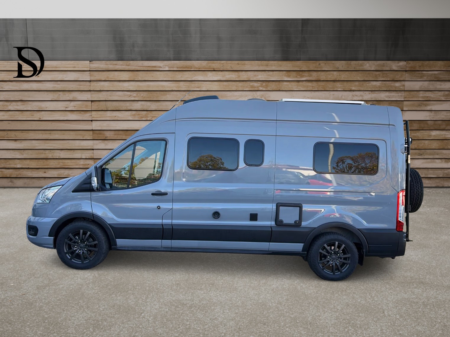 FORD ETRUSCO CF600DF / DIESEL 170 CV AUTOMATIQUE / PANNEAUX SOLAIRES / CROCHET D'ATTELAGE / JANTES SPECIALES 18''-image-5