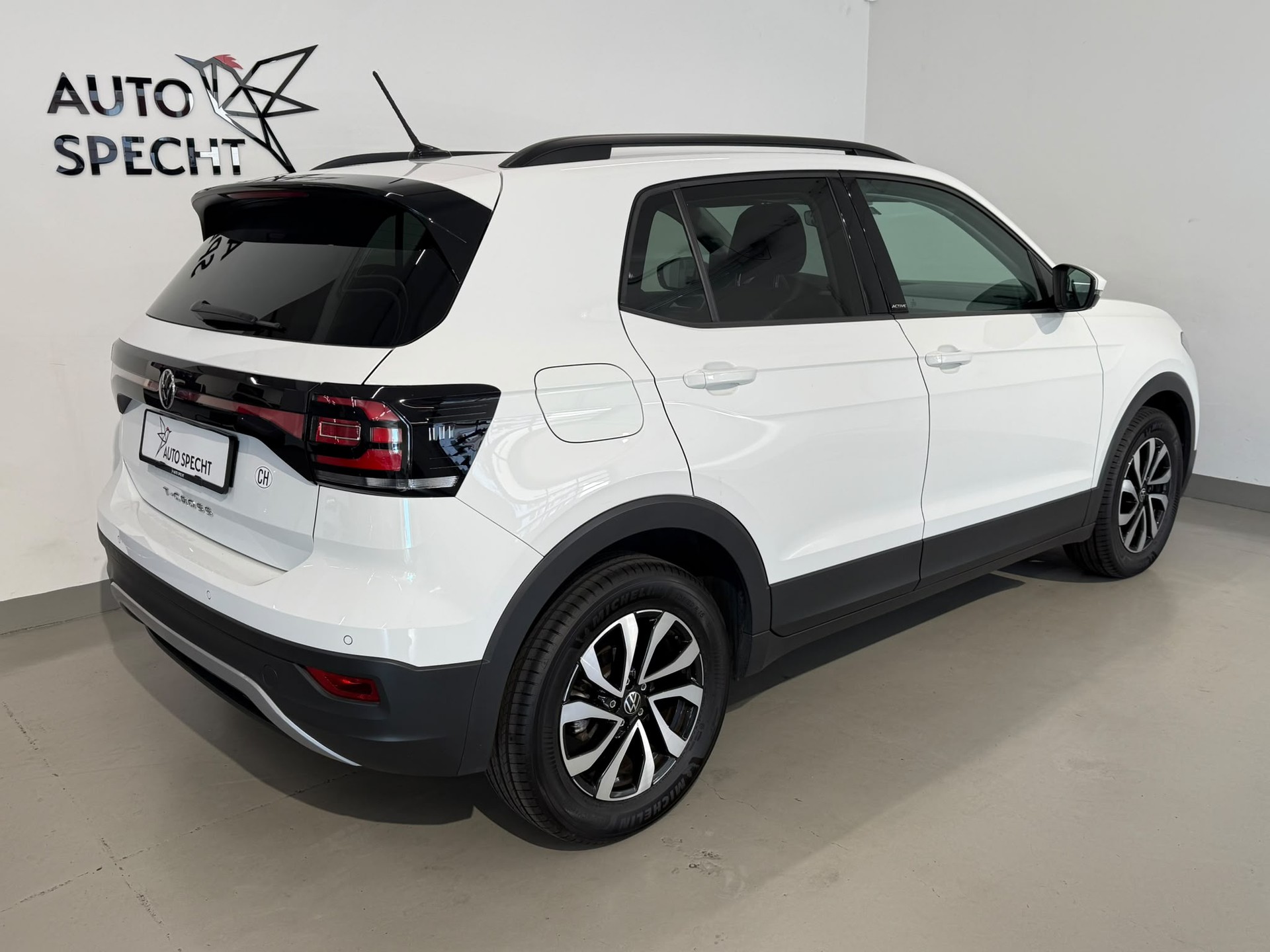 VW T-Cross 1.0 TSI Life DSG-image-3