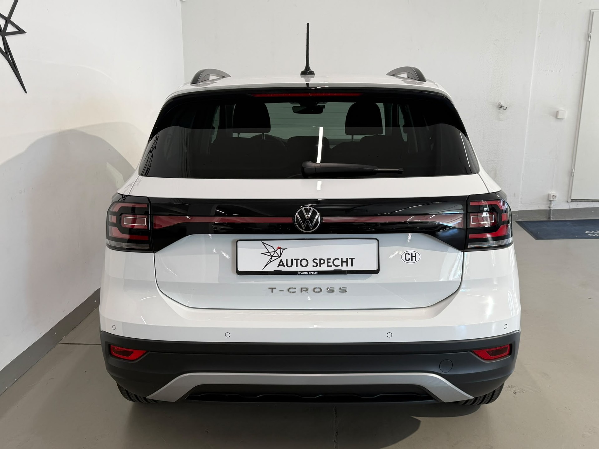 VW T-Cross 1.0 TSI Life DSG-image-5