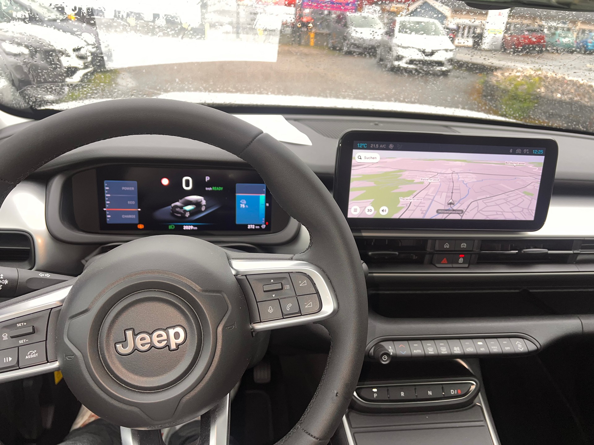 JEEP Avenger 54kWh Summit Sky-image-14