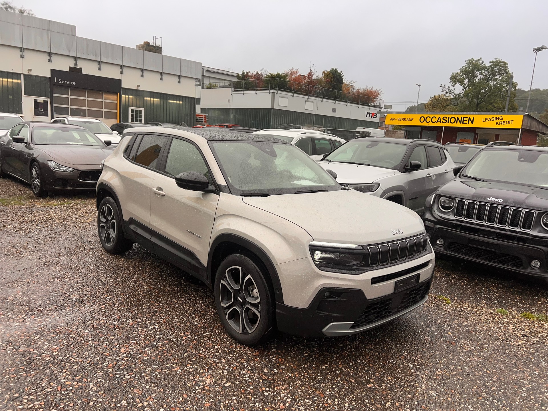 JEEP Avenger 54kWh Summit Sky-image-1