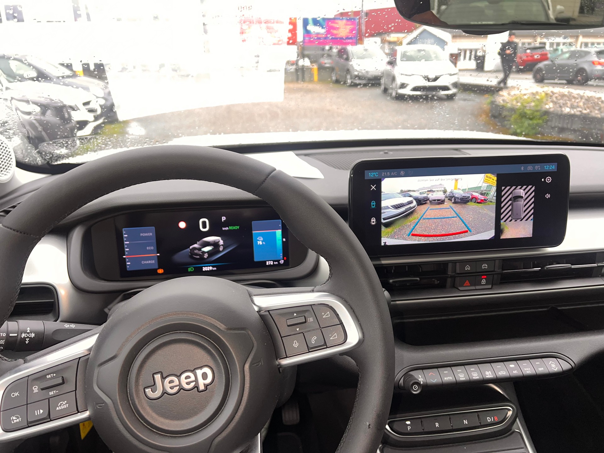 JEEP Avenger 54kWh Summit Sky-image-13