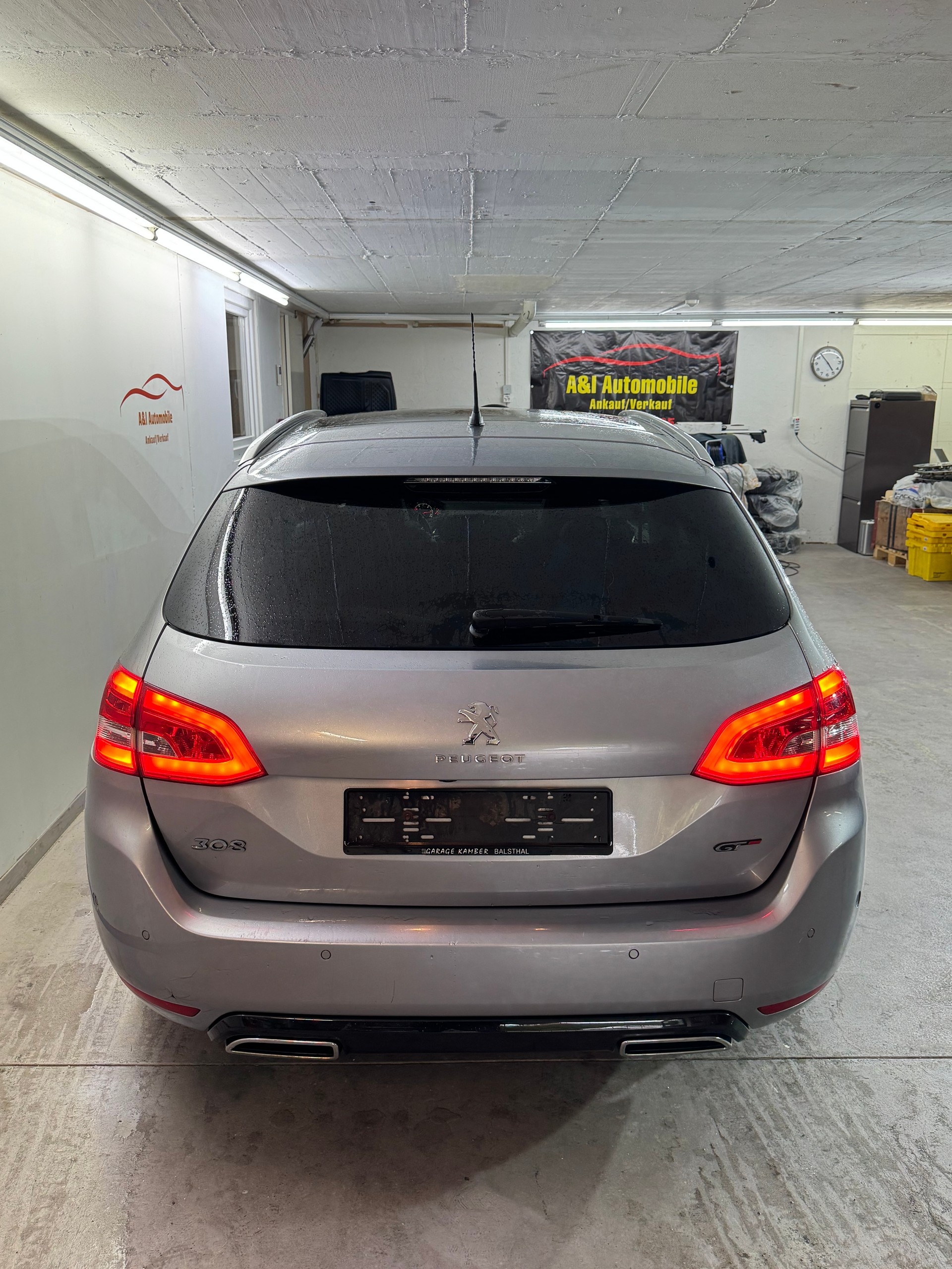 PEUGEOT 308 SW 2.0 BlueHDI GT Automatic-image-5