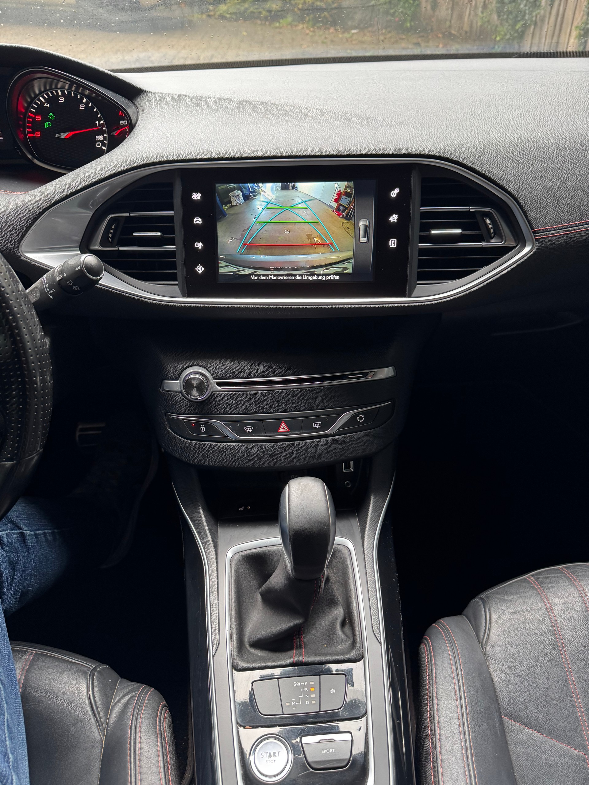 PEUGEOT 308 SW 2.0 BlueHDI GT Automatic-image-13