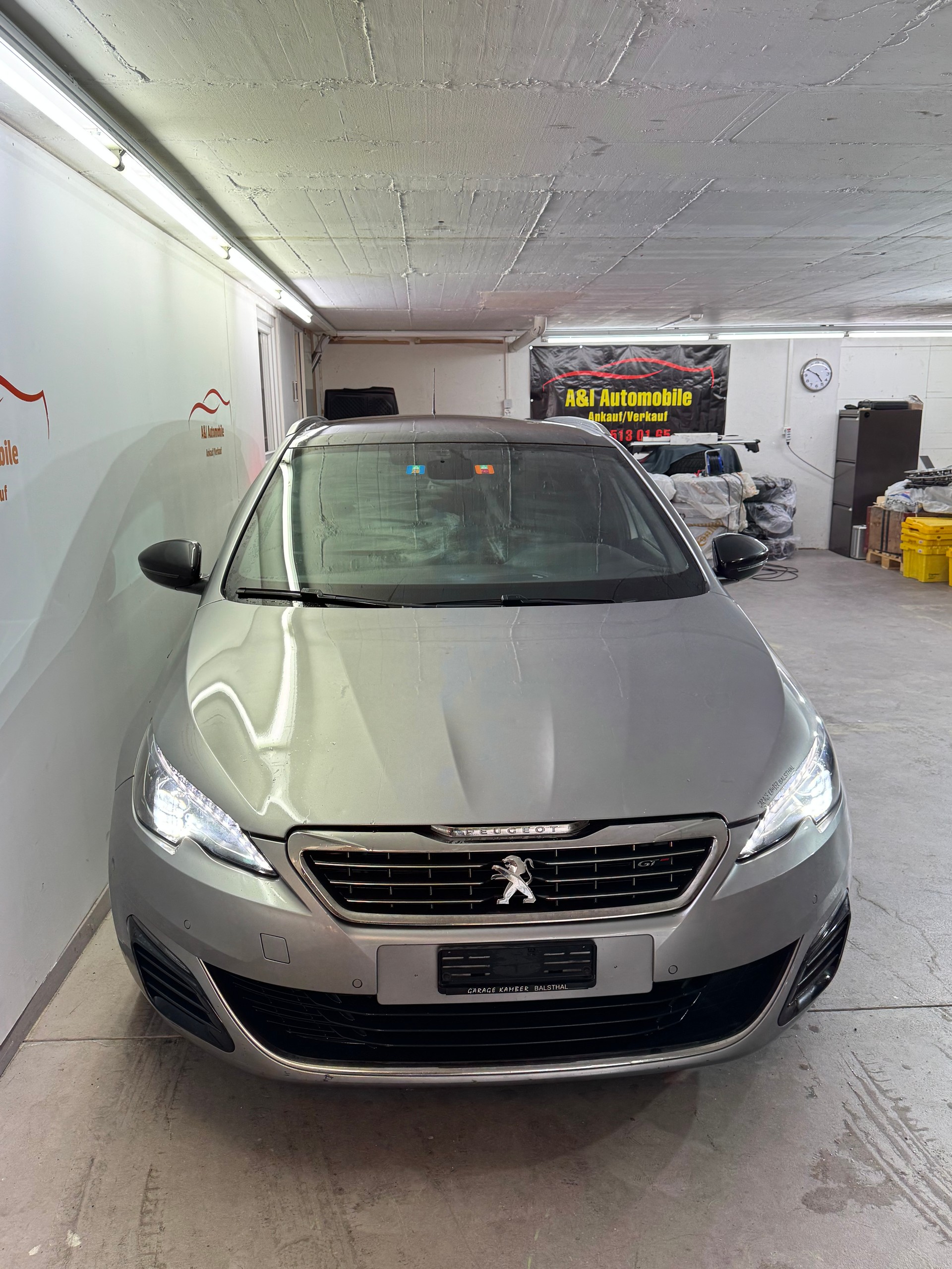PEUGEOT 308 SW 2.0 BlueHDI GT Automatic-image-4