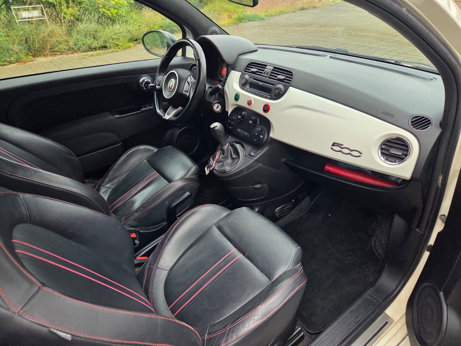 FIAT 500 1.4 16V Turbo Abarth-image-11